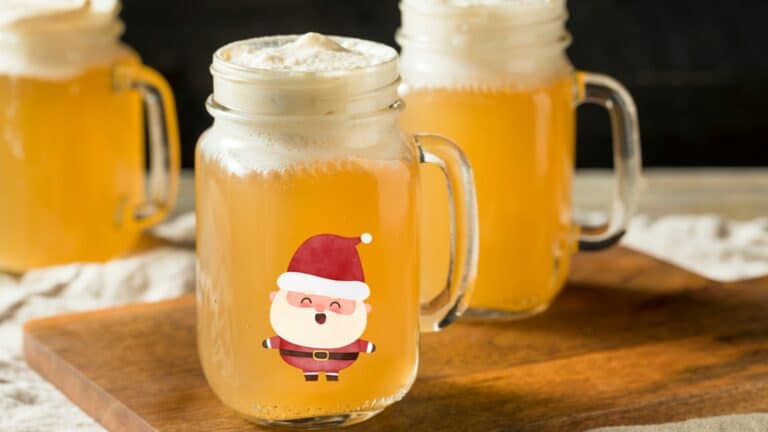 Recette pas à pas pour préparer une bière au beurre maison qui sera parfaite pour Noël