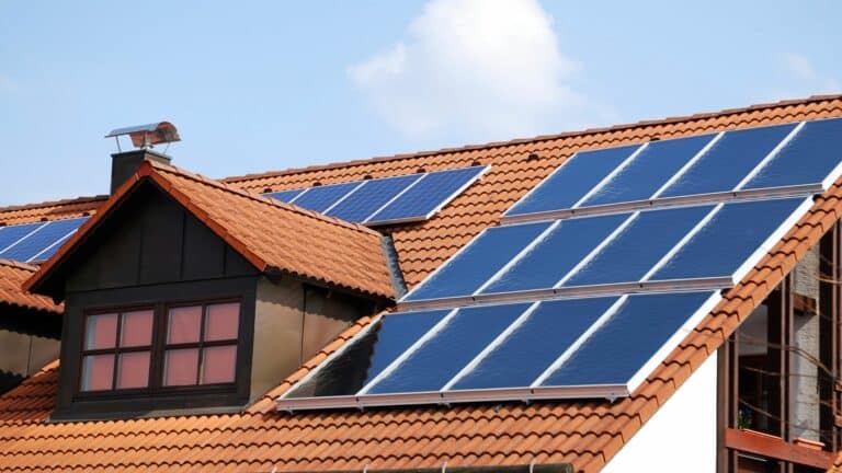 Devis panneau solaire : votre solution d’énergie renouvelable